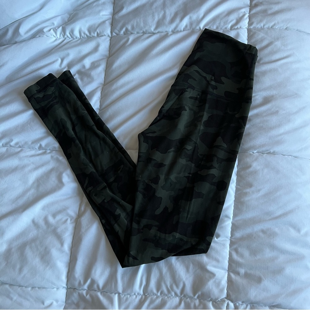 Lululemon High Rise Align Pant 25”